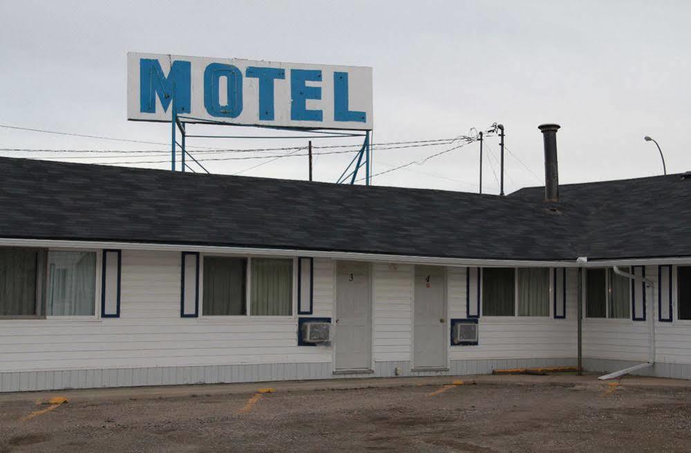 Bluebird Motel Innisfail Exterior photo
